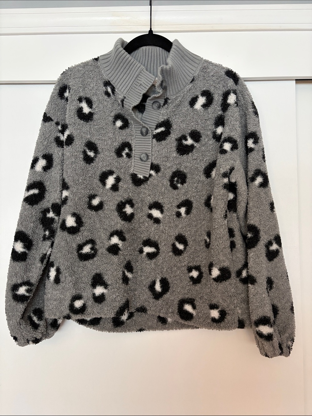 LOFT Grey Leopard-Print Sherpa Pullover